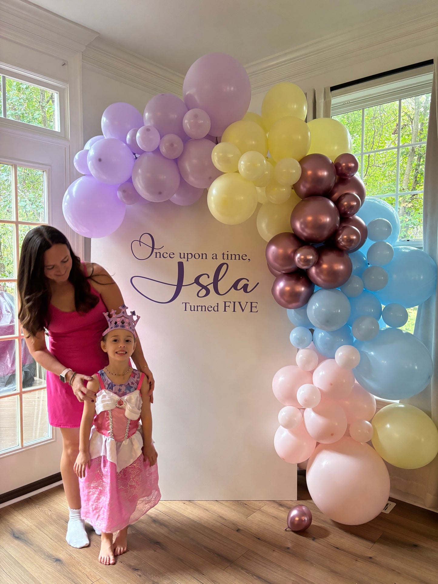 White Wood Arch Backdrop Rental